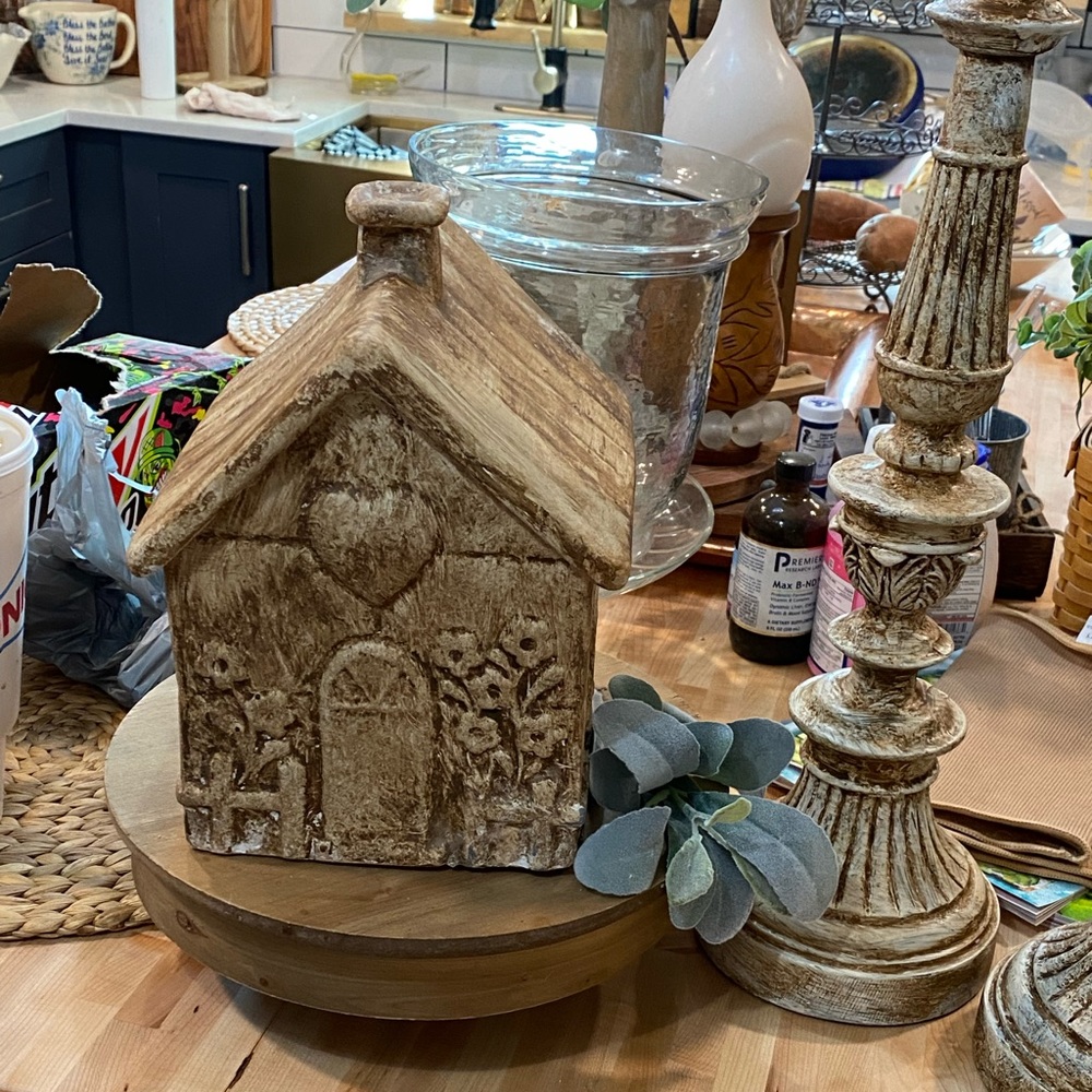Ceramic cookie jar